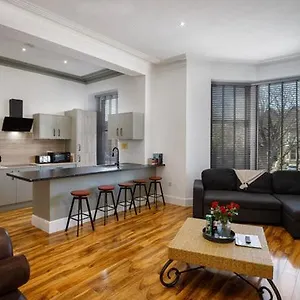 Apartment No3 Garlands, Lytham St Annes
